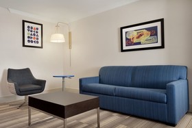 Holiday Inn Express & Suites Allen
