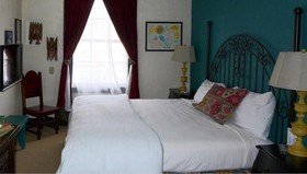The Holland Hotel