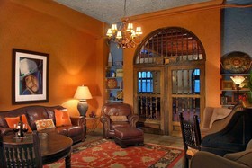The Holland Hotel