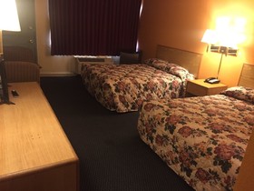 Camelot Inn
