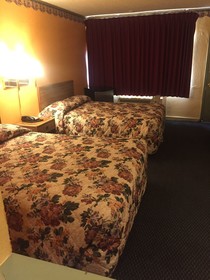 Camelot Inn