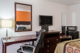 Days Inn by Wyndham Amarillo - Medical Center