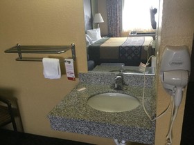 Super 8 by Wyndham Amarillo Central TX