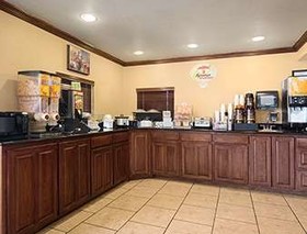 Super 8 by Wyndham Amarillo Central TX
