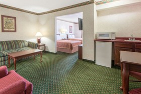 Super 8 by Wyndham Amarillo West