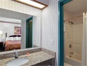 Super 8 by Wyndham Amarillo West