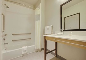 La Quinta Inn & Suites by Wyndham Andrews