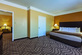 La Quinta Inn & Suites by Wyndham Angleton