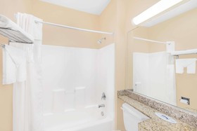 Microtel Inn & Suites by Wyndham Aransas Pass/Corpus Christi