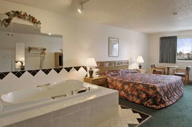 Conn Brown Harbour Inn