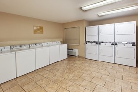 Sonesta Simply Suites Arlington