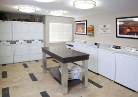 Sonesta Simply Suites Arlington