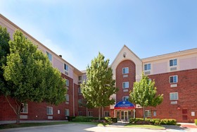 Sonesta Simply Suites Arlington