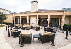 Courtyard Dallas Arlington/Entertainment District