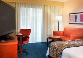 Courtyard Dallas Arlington/Entertainment District