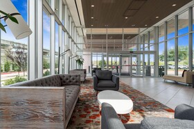 Crowne Plaza Arlington - Ballpark - Stadium