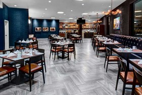 DoubleTree by Hilton Hotel Arlington DFW South