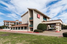Econo Lodge Inn & Suites Six Flags