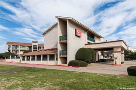 Econo Lodge Inn & Suites Six Flags