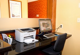 Fairfield Inn & Suites Arlington Near Six Flags