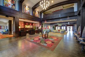 Holiday Inn Arlington NE Rangers Ballpark