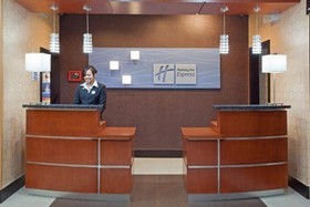 Holiday Inn Express & Suites Arlington (I-20-Parks Mall)