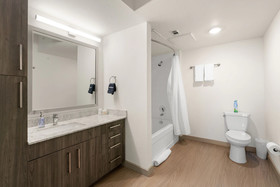 101 Center by Kasa Arlington Apartments