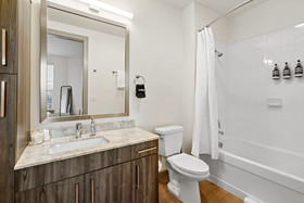 101 Center by Kasa Arlington Apartments