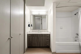 101 Center by Kasa Arlington Apartments