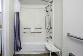La Quinta Inn & Suites by Wyndham Dallas Arlington South