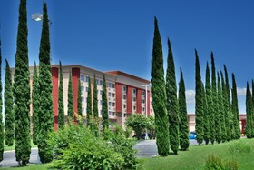 Lux Hotel & Spa, Trademark Collection by Wyndham