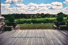 Tara Vineyard & Winery