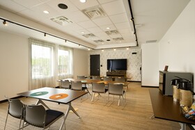 Aloft Austin Airport