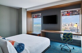 Aloft Austin Downtown