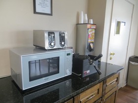 Americas Best Value Inn