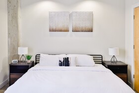 AMLI Downtown by Locale Downtown Austin