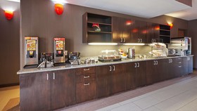 Best Western Plus Austin Airport Inn & Suites