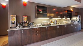 Best Western Plus Austin Airport Inn & Suites
