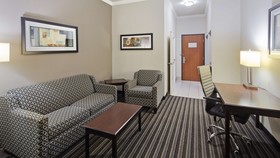 Best Western Plus Austin Airport Inn & Suites