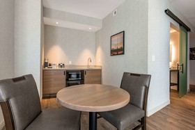 Cambria Hotel Austin Airport