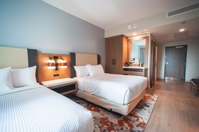 Cambria Hotel Austin Downtown