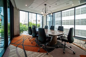 Cambria Hotel Austin Downtown