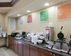 Comfort Suites North