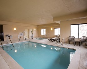 Comfort Suites North