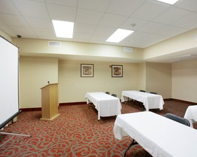 Comfort Suites North
