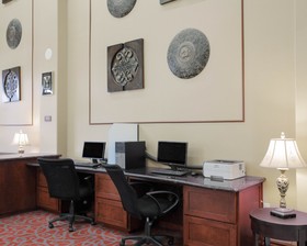 Comfort Suites North