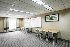 Comfort Suites NW Lakeline