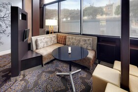 Courtyard Austin-University Area