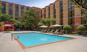 Radisson Hotel Austin North