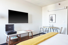 Dobie Center by Sonder